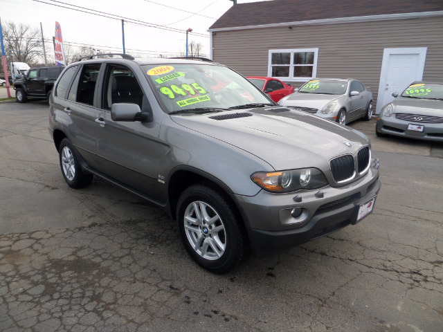 2004 BMW X5 Lightning