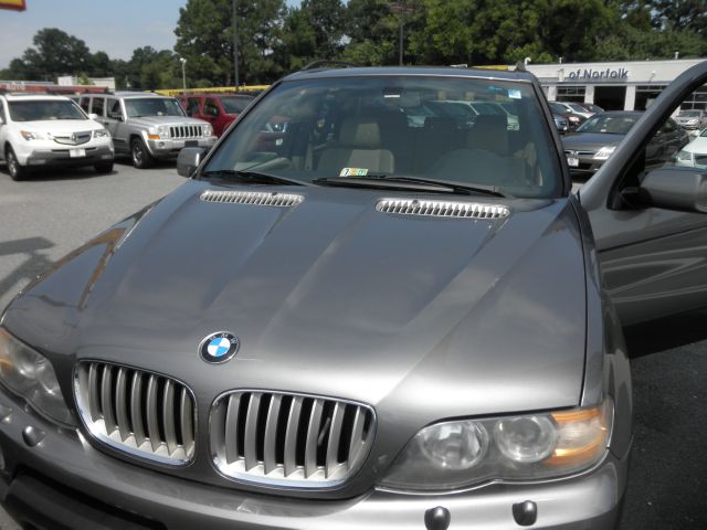 2004 BMW X5 Luxury 4WD