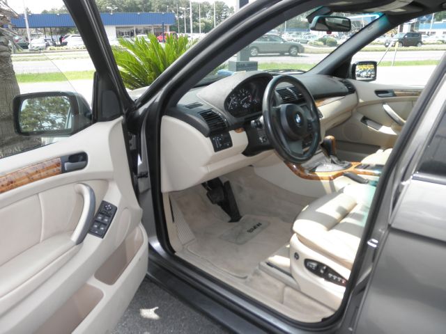 2004 BMW X5 Luxury 4WD