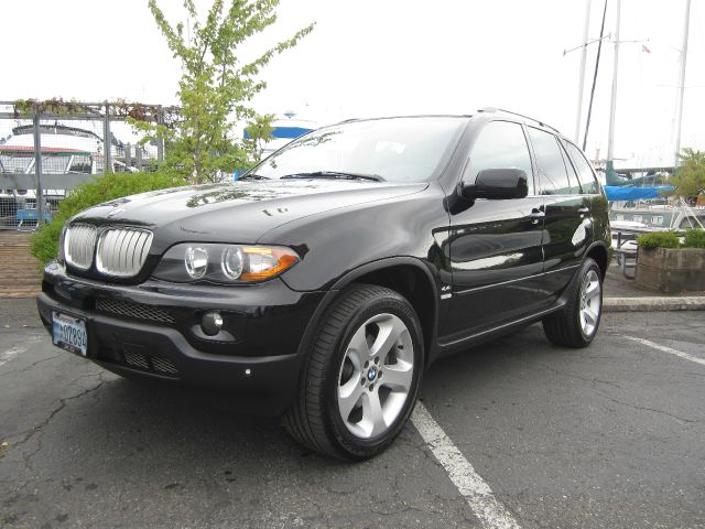 2004 BMW X5 Luxury 4WD