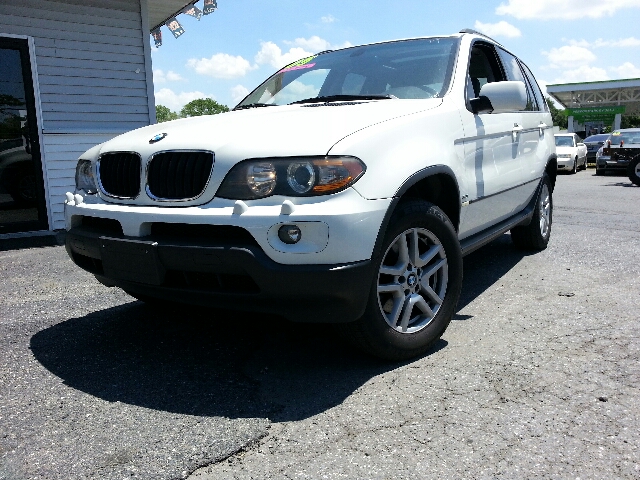 2005 BMW X5 Lightning