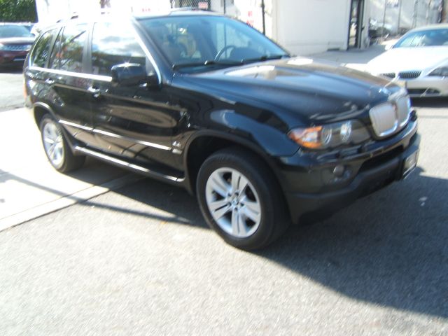 2005 BMW X5 Luxury 4WD