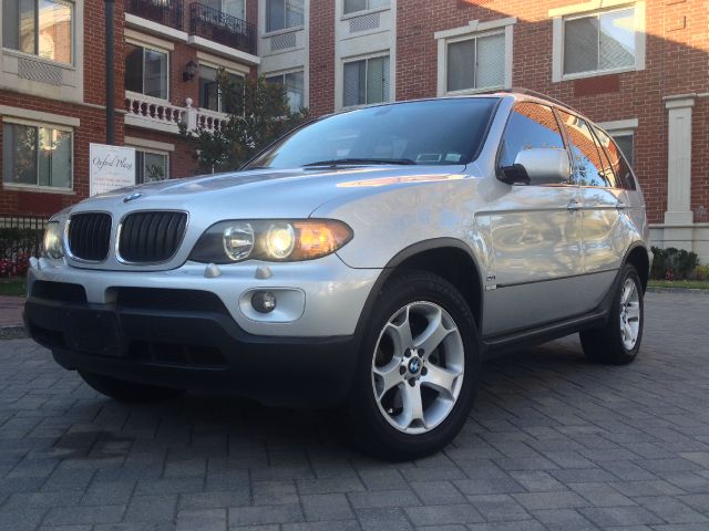 2005 BMW X5 XLE Limited - AWD