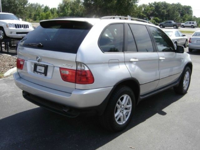 2005 BMW X5 Lightning