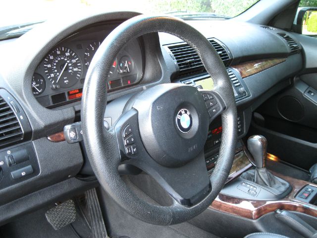 2005 BMW X5 Luxury 4WD