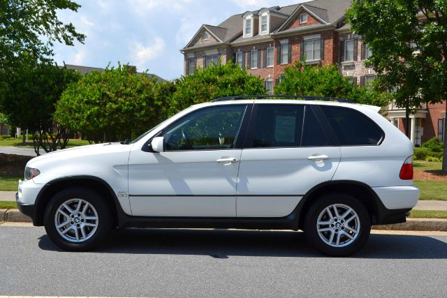 2005 BMW X5 Lightning