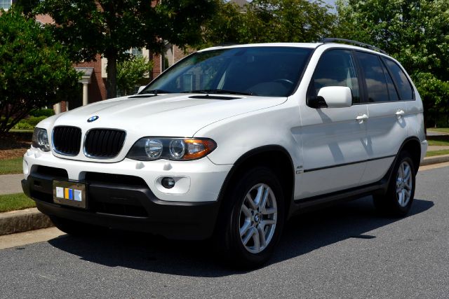 2005 BMW X5 Lightning