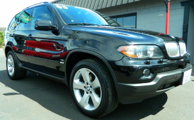 2005 BMW X5 Luxury 4WD