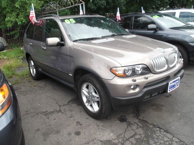 2005 BMW X5 Luxury 4WD