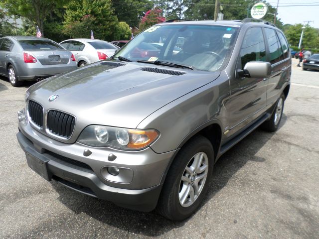 2005 BMW X5 Lightning