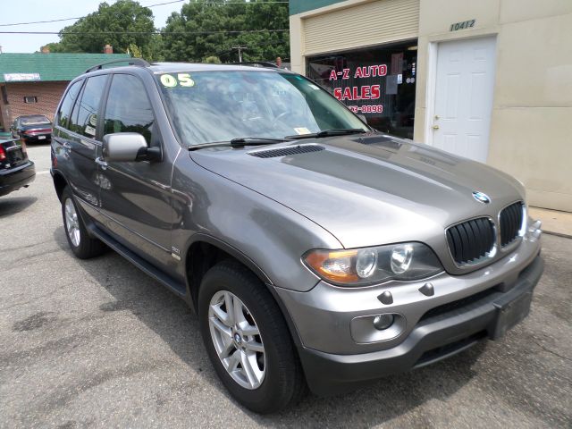 2005 BMW X5 Lightning