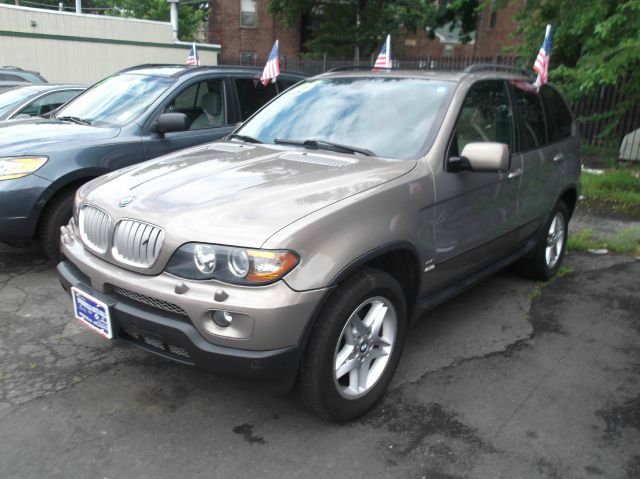 2005 BMW X5 Luxury 4WD