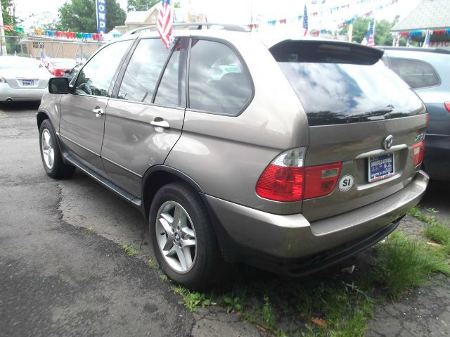 2005 BMW X5 Luxury 4WD