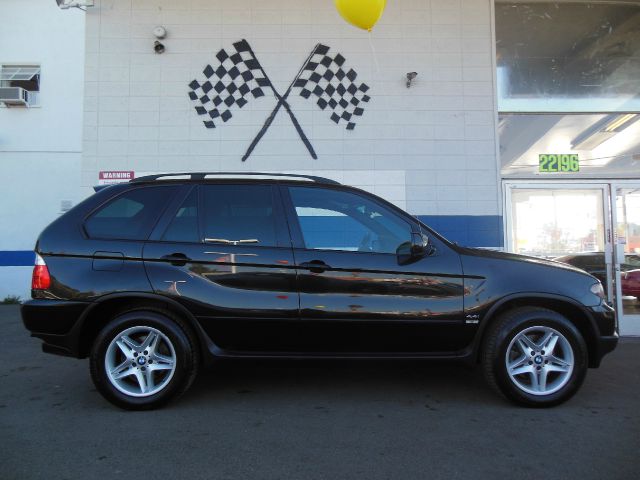 2005 BMW X5 Luxury 4WD