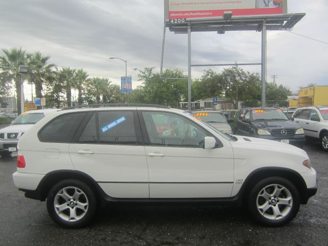 2005 BMW X5 Lightning