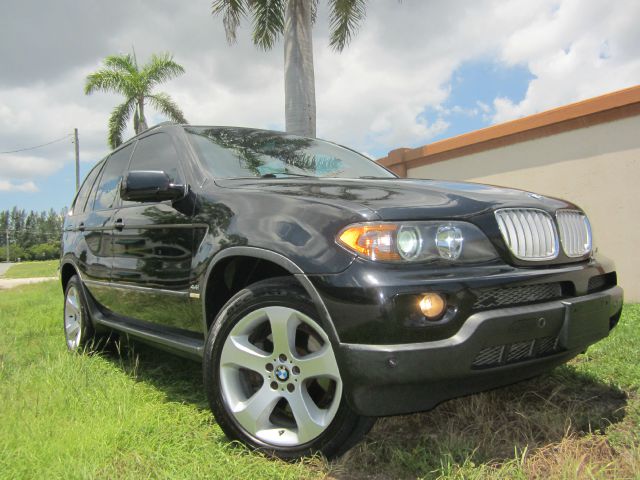 2005 BMW X5 Luxury 4WD