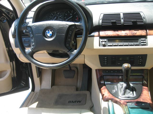 2006 BMW X5 Lightning