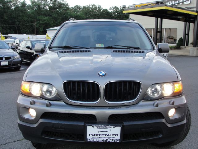 2006 BMW X5 Lightning