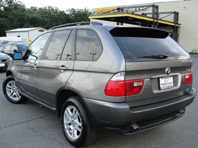 2006 BMW X5 Lightning