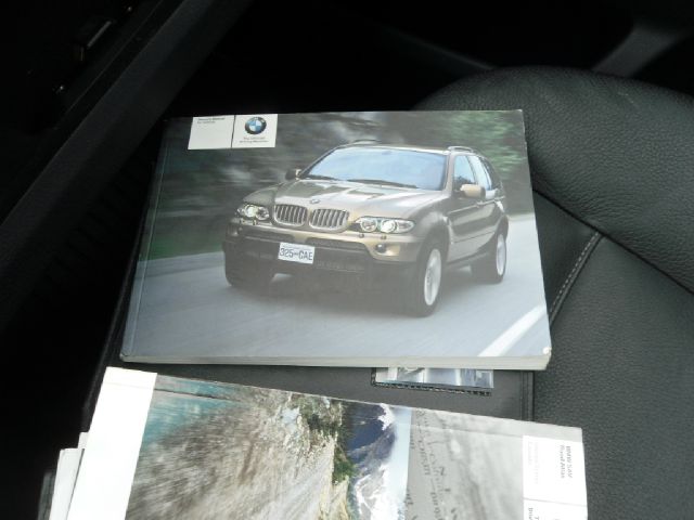 2006 BMW X5 Lightning