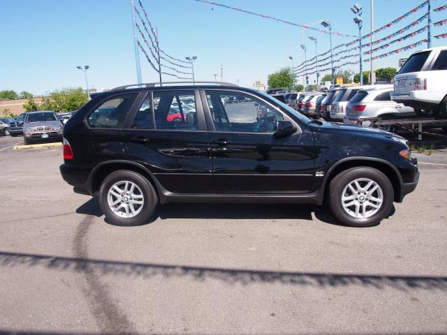 2006 BMW X5 Lightning