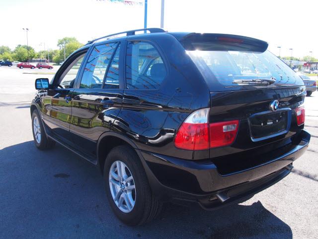 2006 BMW X5 Lightning