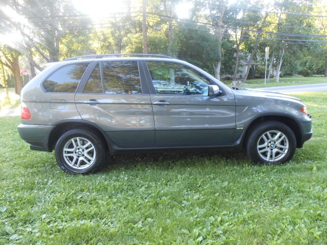 2006 BMW X5 Lightning