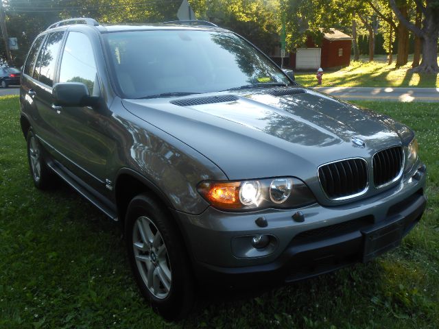 2006 BMW X5 Lightning