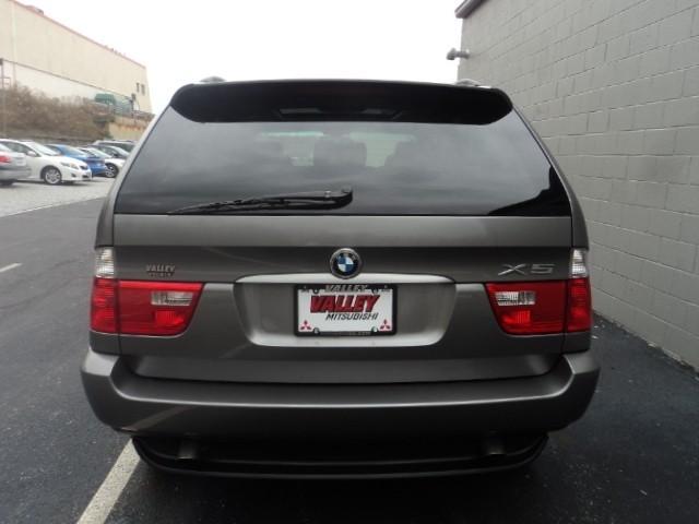 2006 BMW X5 Lightning