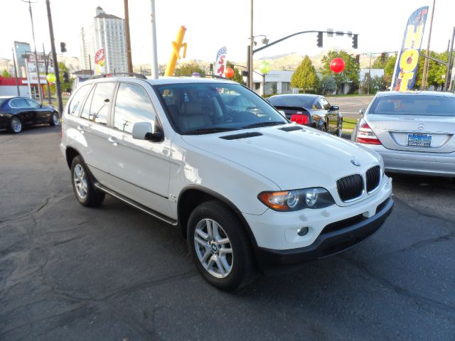 2006 BMW X5 Lightning