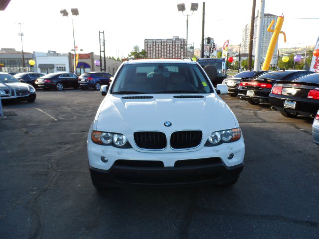 2006 BMW X5 Lightning