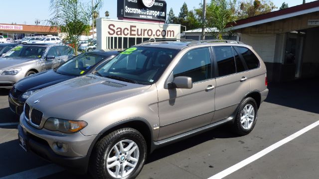 2006 BMW X5 Lightning