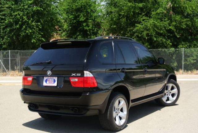 2006 BMW X5 4dr 2.5L Turbo W/sunroof/3rd Row AWD SUV