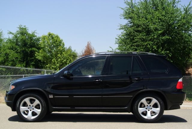 2006 BMW X5 4dr 2.5L Turbo W/sunroof/3rd Row AWD SUV