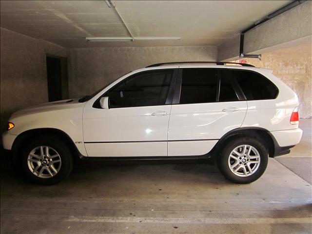 2006 BMW X5 1.8T Sedan