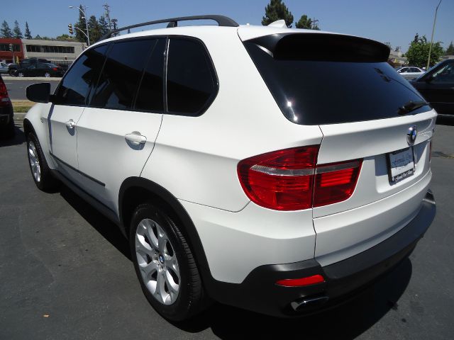 2007 BMW X5 1500 4dr Club Cab 4x4