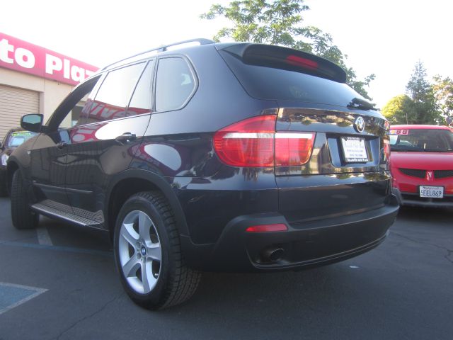 2007 BMW X5 4 DOOR CAB