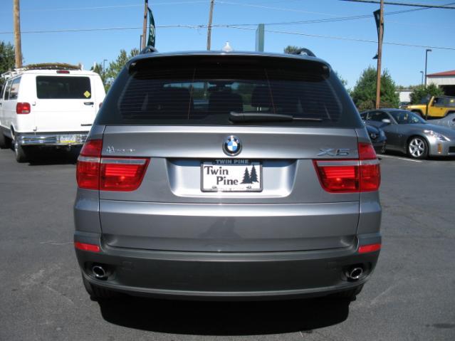 2008 BMW X5 Lightning