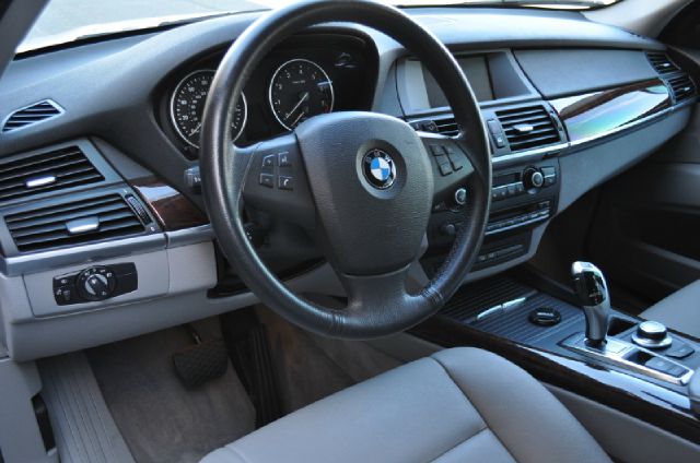 2008 BMW X5 4 DOOR CAB