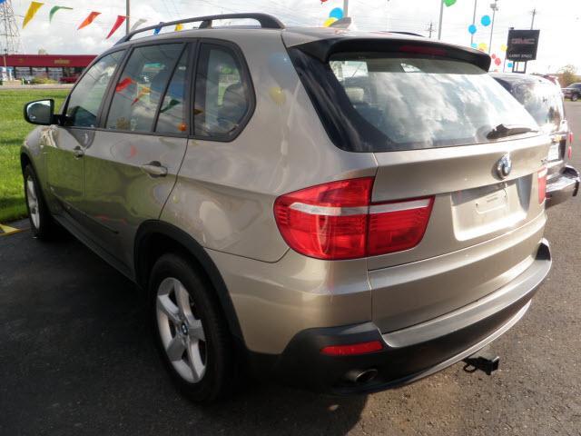 2008 BMW X5 Lightning