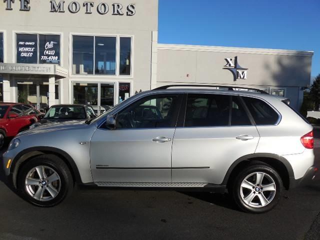 2009 BMW X5 4dr Sedan S (A6) (discont