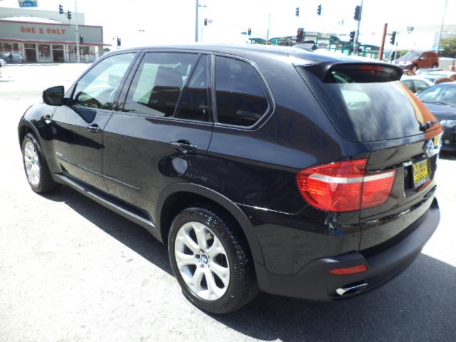 2010 BMW X5 4dr Sedan S (A6) (discont