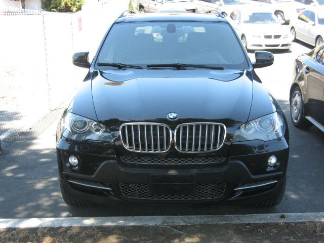 2010 BMW X5 4dr Sedan S (A6) (discont