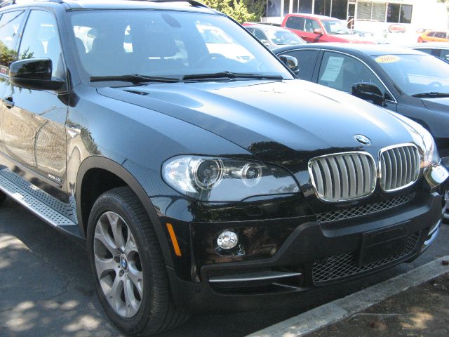 2010 BMW X5 4dr Sedan S (A6) (discont