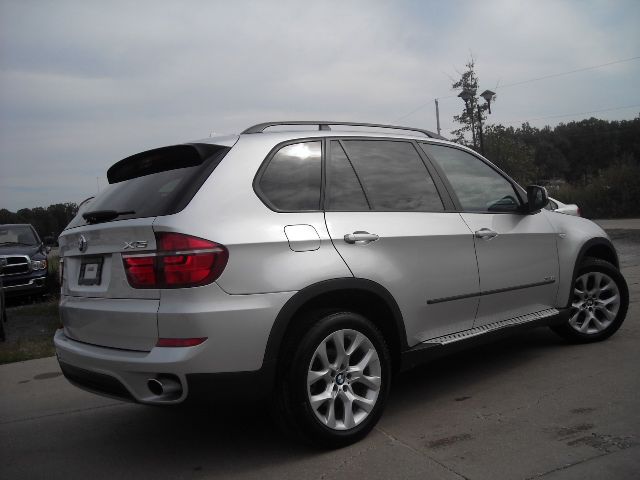 2011 BMW X5 300M