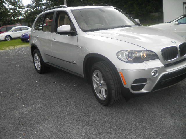 2011 BMW X5 300M