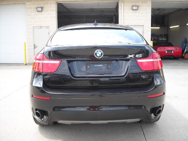 2011 BMW X6 300M