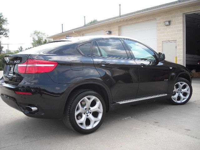 2011 BMW X6 300M