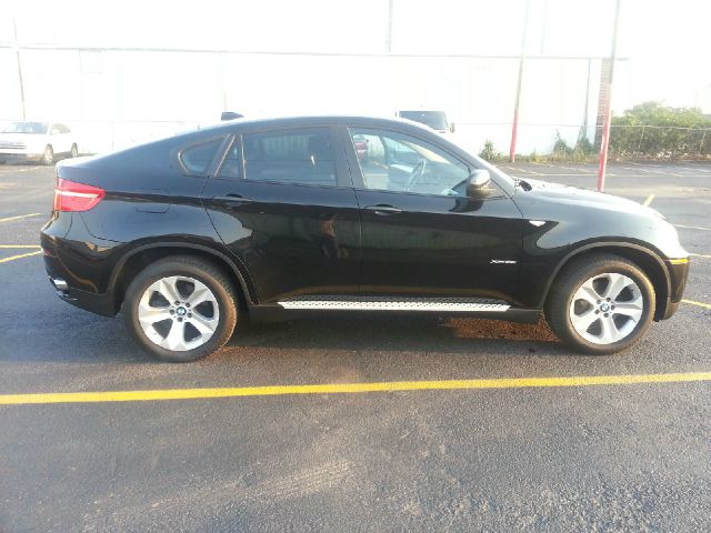 2011 BMW X6 300M