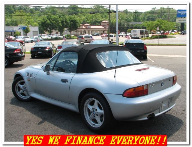 1998 BMW Z3 SE Front-wheel Drive